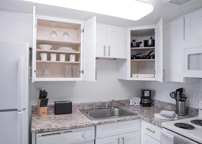 120 Fully Furnished 1br Suite-prime Location Scottsdale