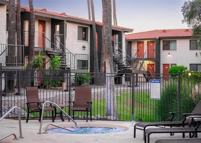 120 Fully Furnished 1br Suite-prime Location Apartment